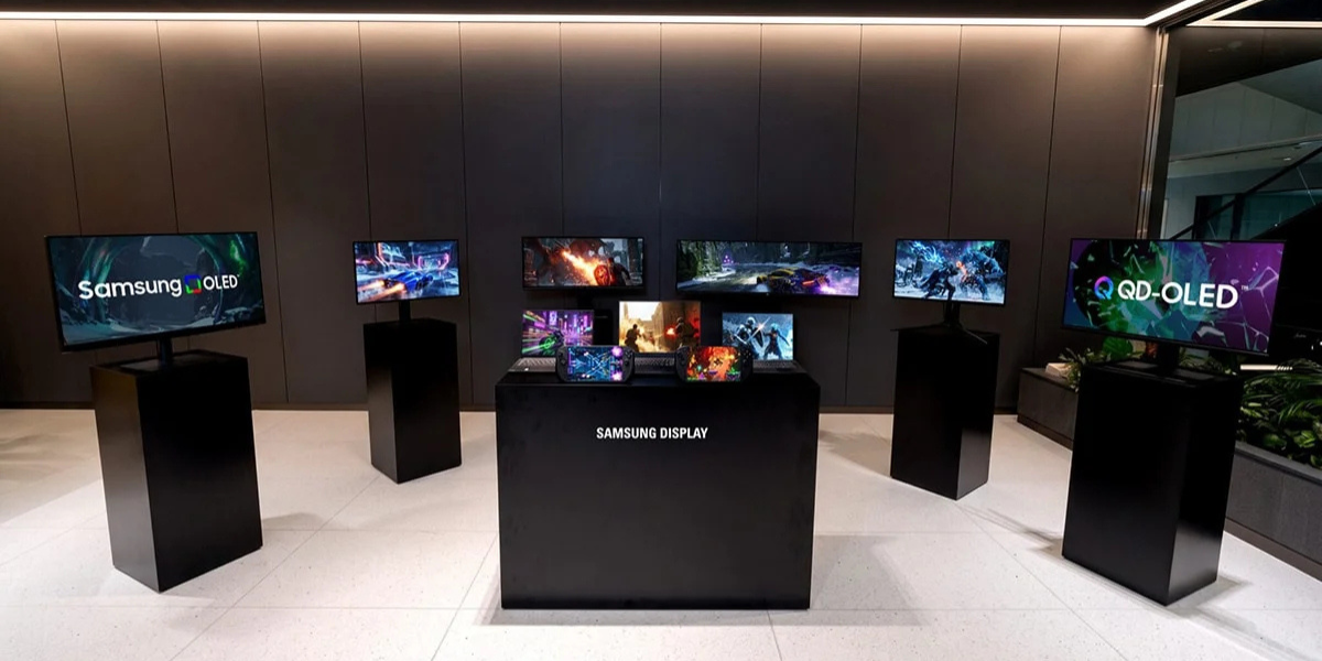 OLED panel technology for laptops